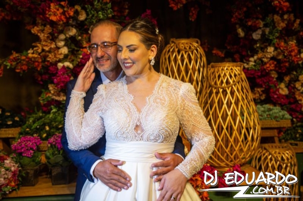 Você também pode ver as fotos usando as setas do seu teclado! Experimente!